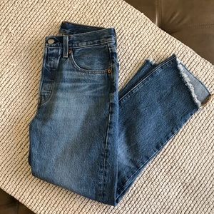 Levi’s High Rise Crop Jean